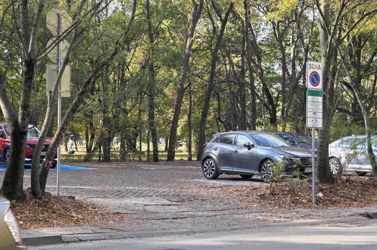 София работи по осигуряването на над 2000 нови паркоместа